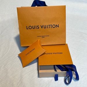 Louis Vuitton Gift Bag Set